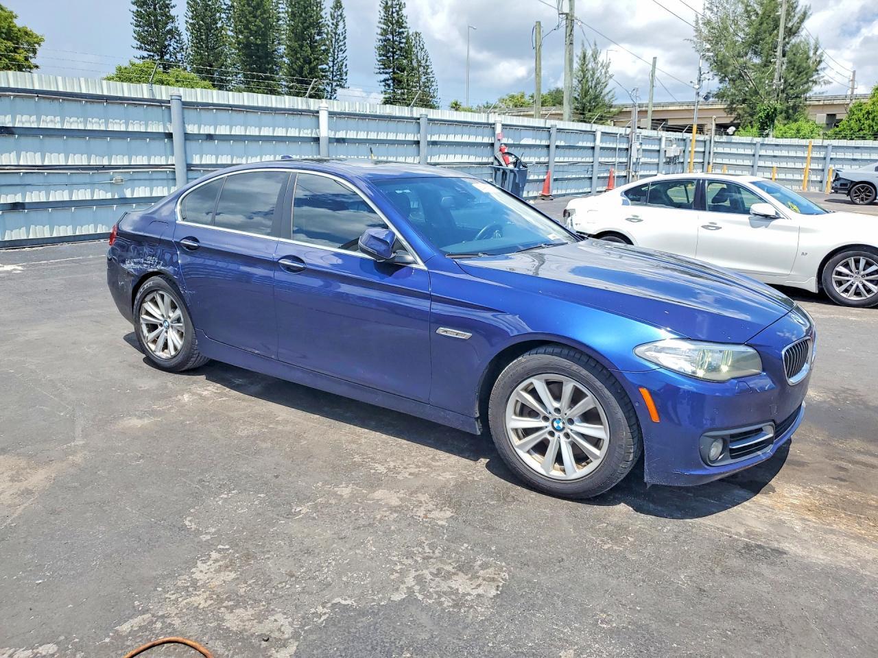 2016 BMW 528 I - zdjęcie 4