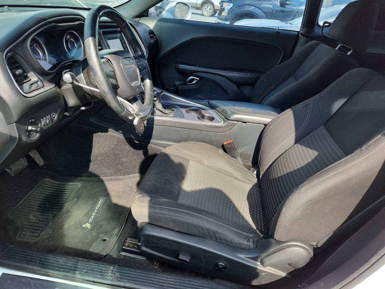 2015 Dodge Challenger Sxt - zdjęcie 7