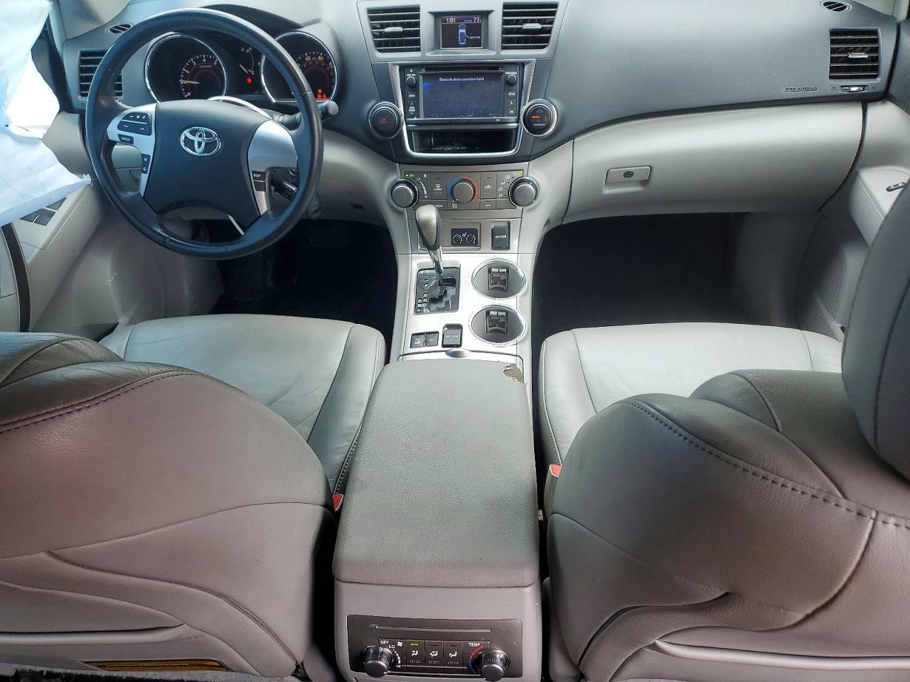 2013 Toyota Highlander Se - zdjęcie 8