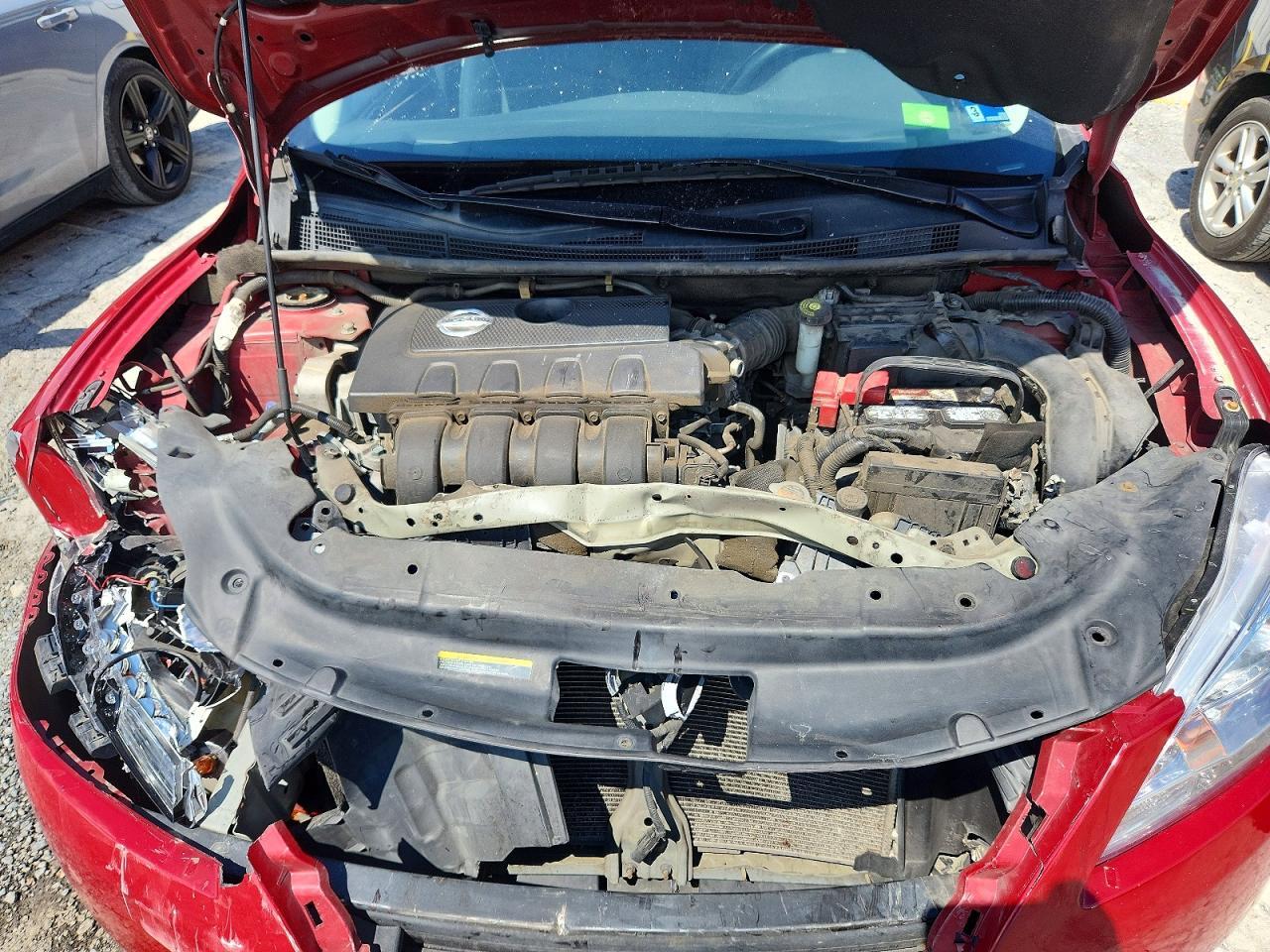 2014 Nissan Sentra S - zdjęcie 11