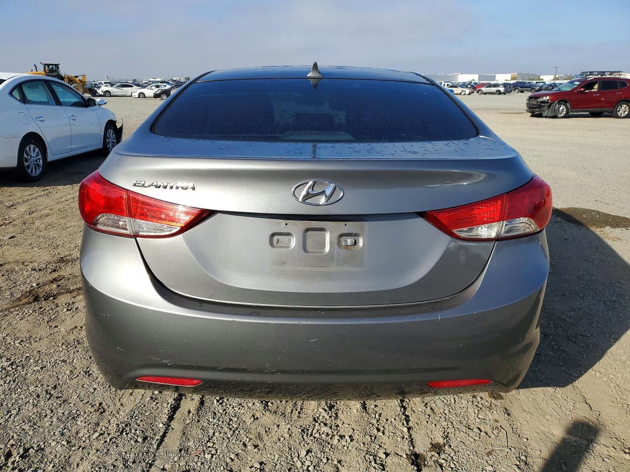 2013 Hyundai Elantra Gls - zdjęcie 6