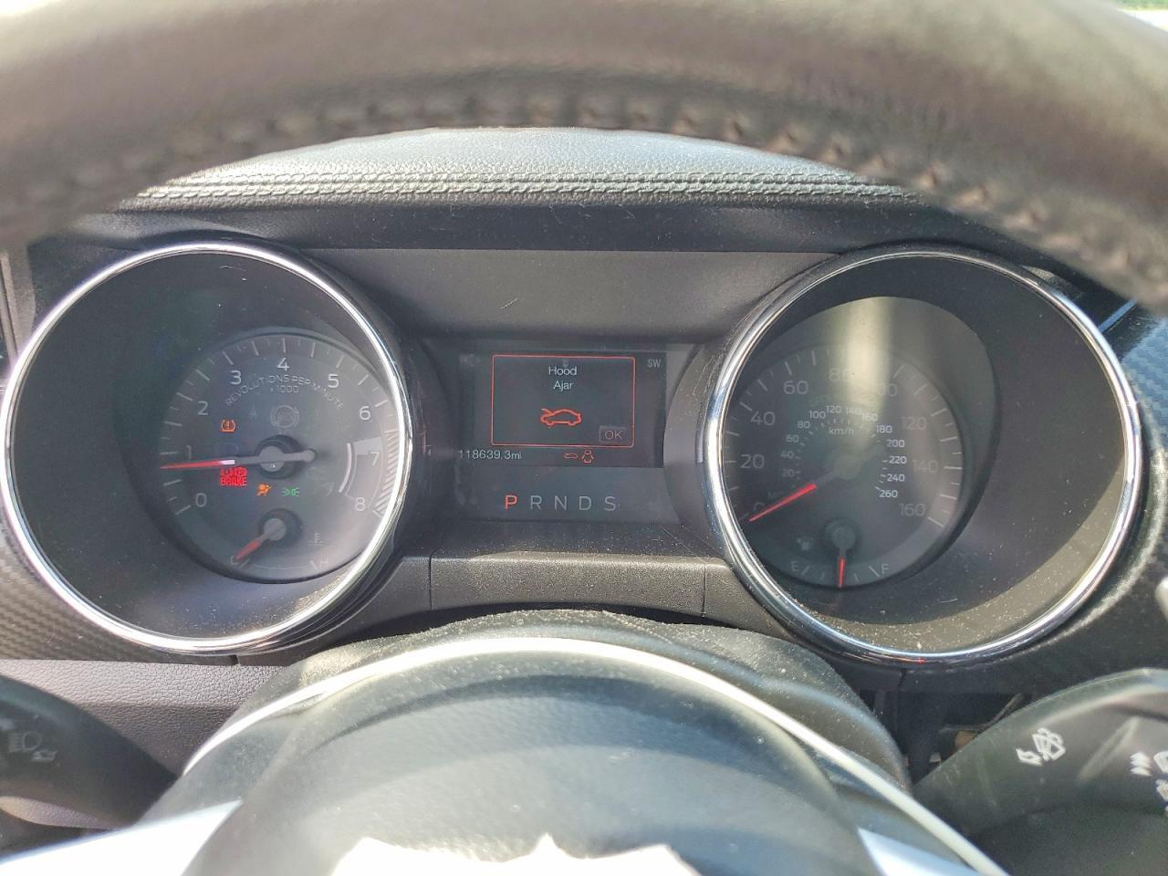 2015 Ford Mustang - zdjęcie 9