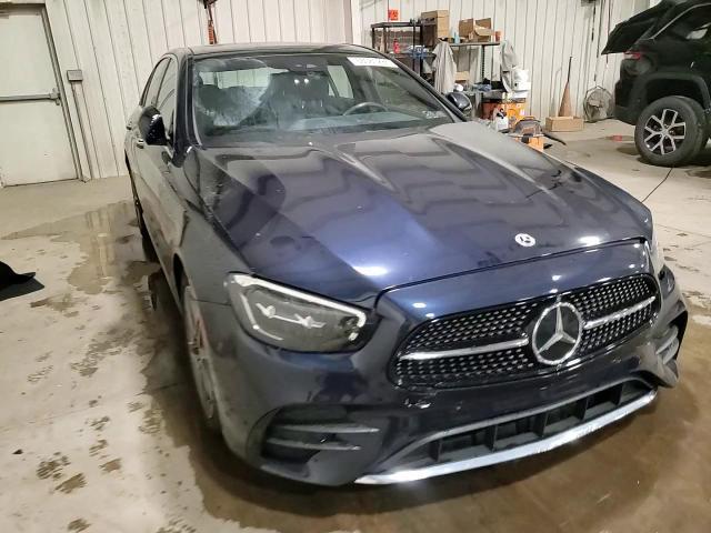 2023 Mercedes-Benz E 350 4Matic - zdjęcie 13
