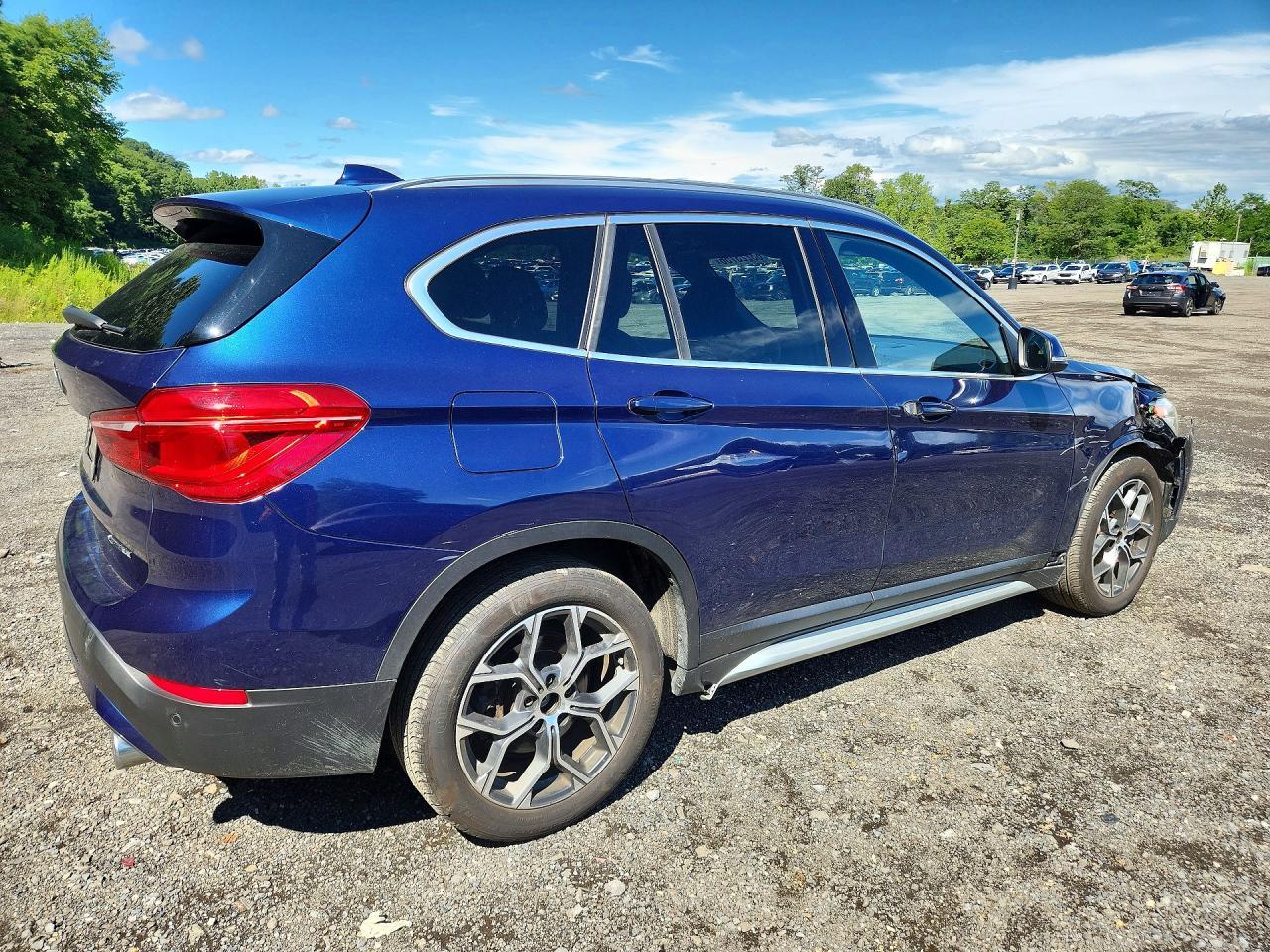 2020 BMW X1 xDrive28I - zdjęcie 3