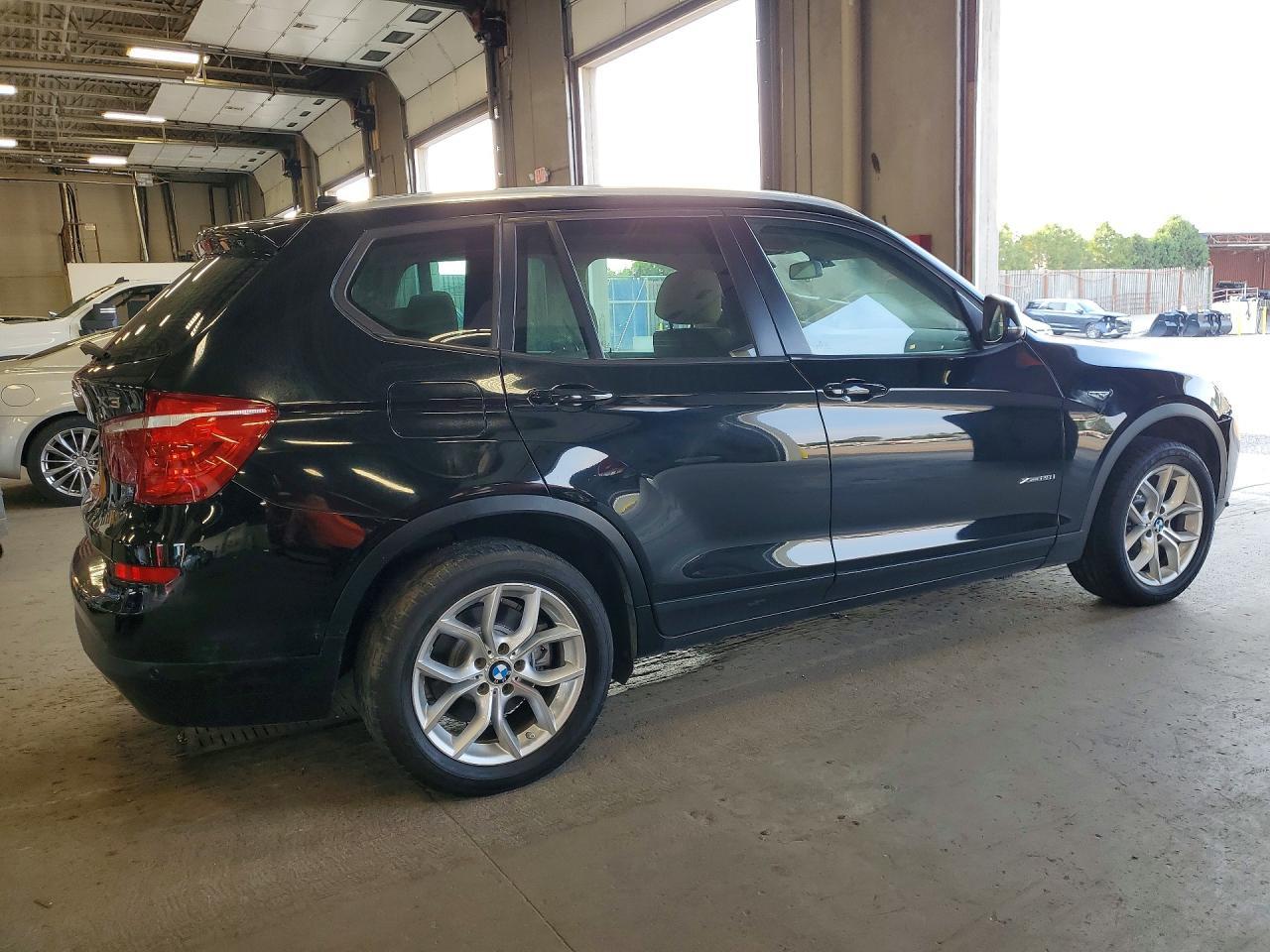 2017 BMW X3 xDrive28I - zdjęcie 3