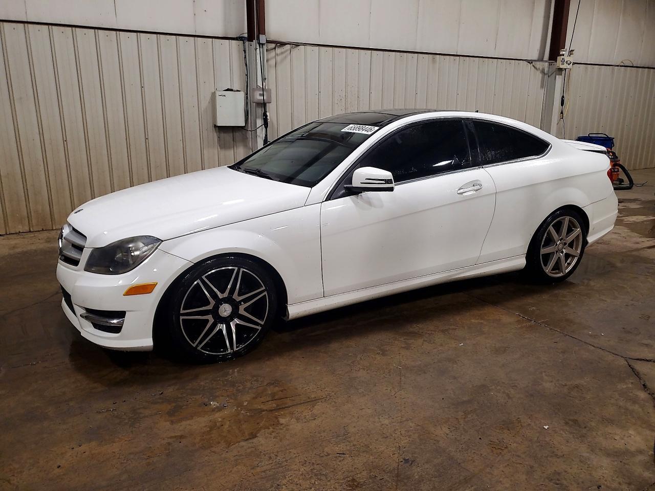 2013 Mercedes-Benz C 350 4Matic - zdjęcie główne