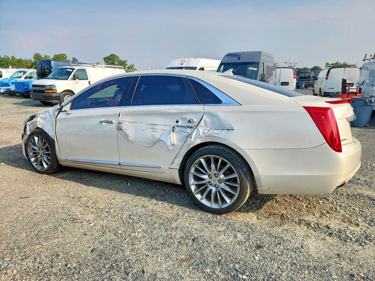 2013 Cadillac Xts Platinum - zdjęcie 2