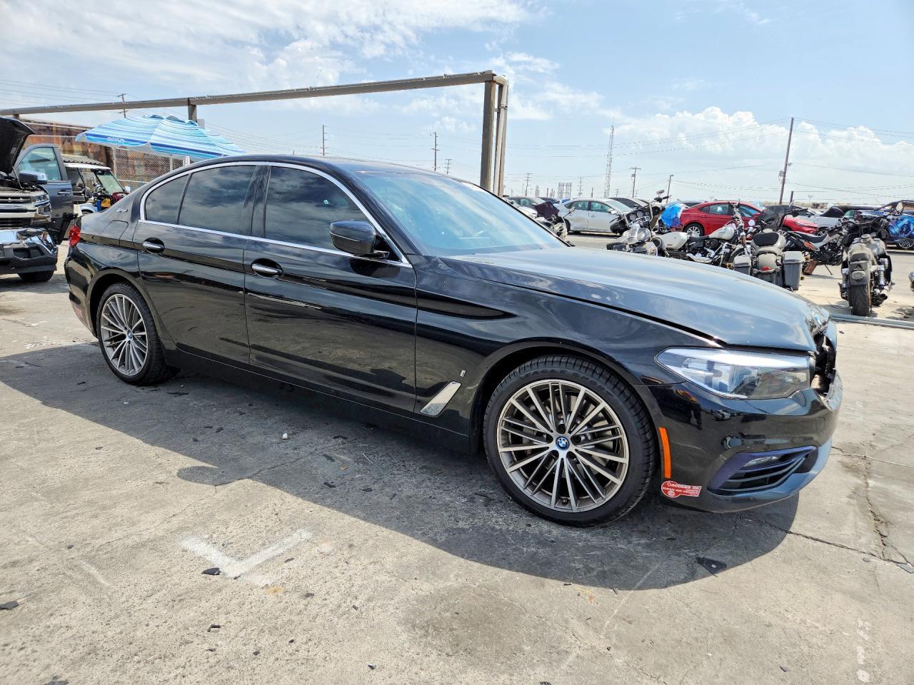 2018 BMW 530E - zdjęcie 4