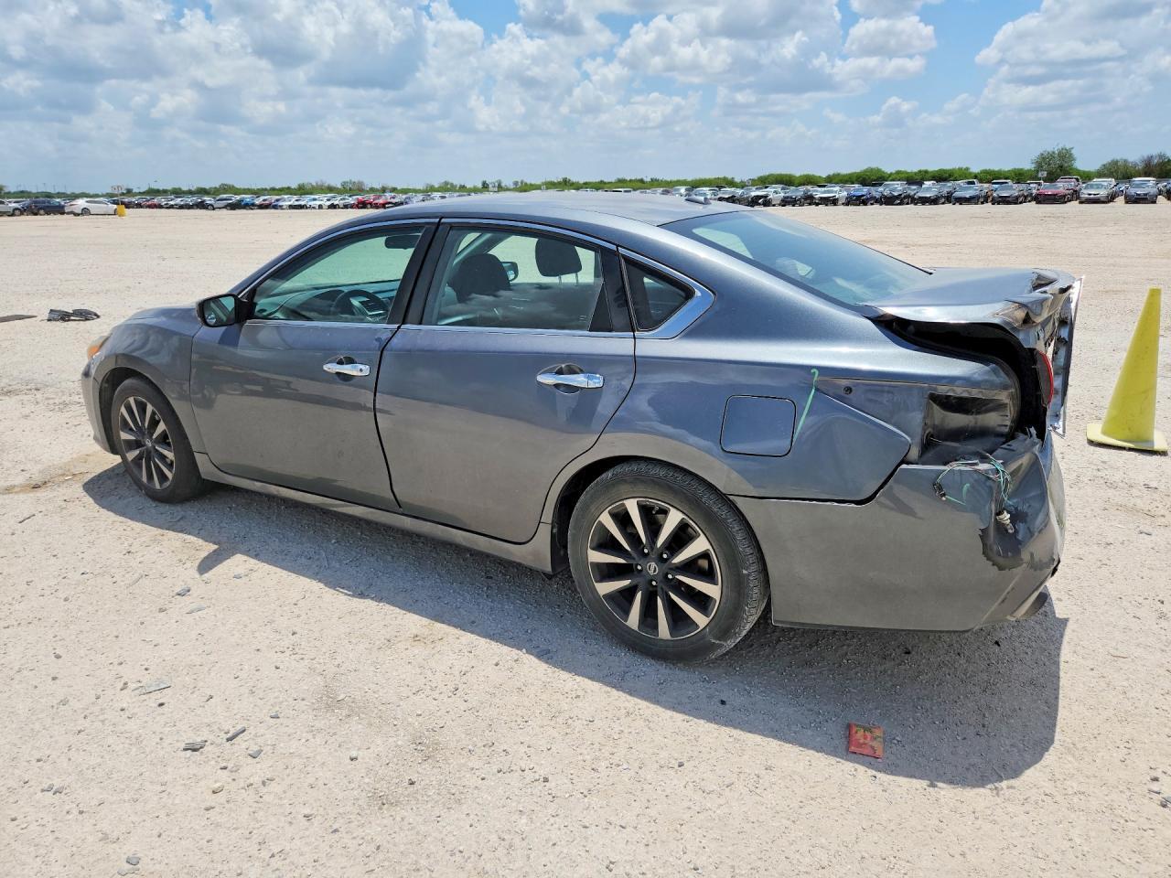 2018 Nissan Altima 2.5 Sv - zdjęcie 2