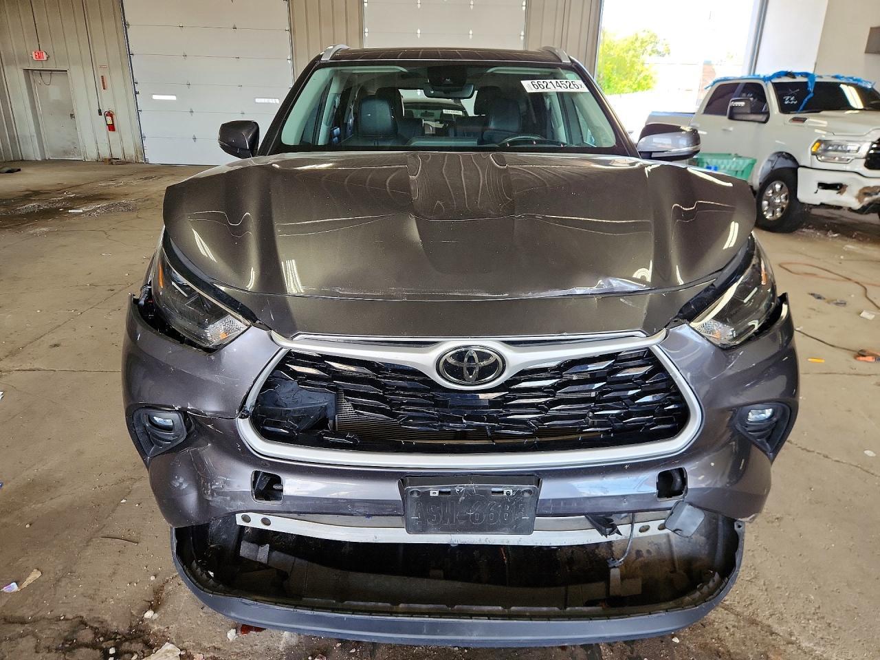 2023 Toyota Highlander Xle - zdjęcie 5