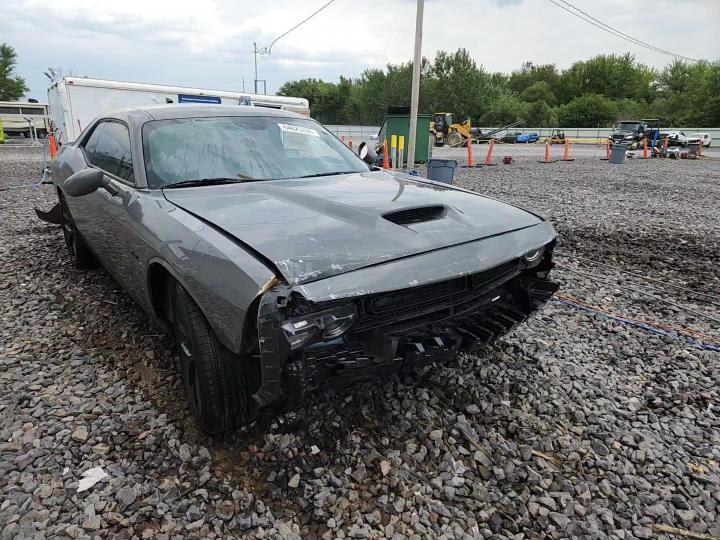 2023 Dodge Challenger R/T - zdjęcie 14