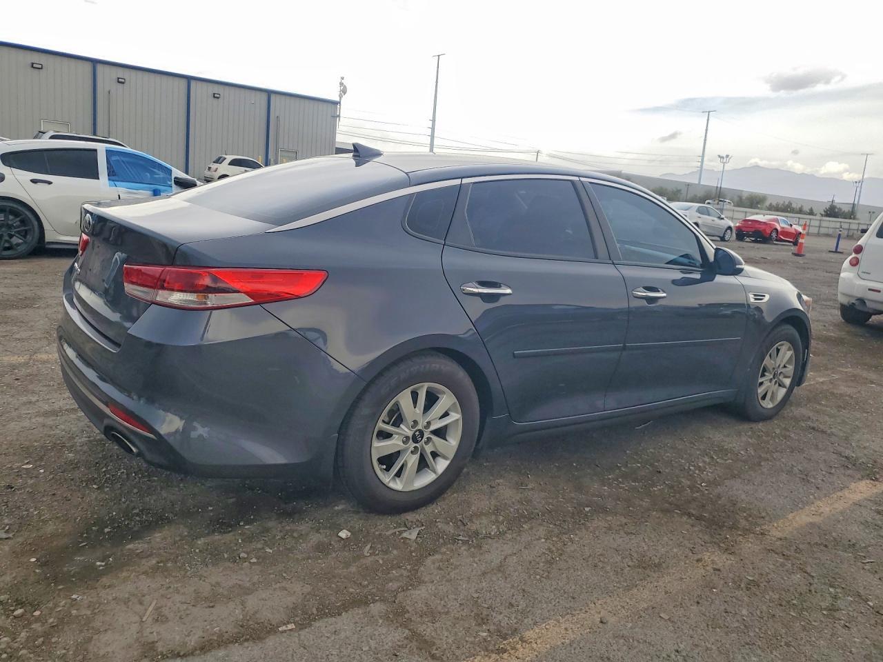 2016 Kia Optima Lx - zdjęcie 3