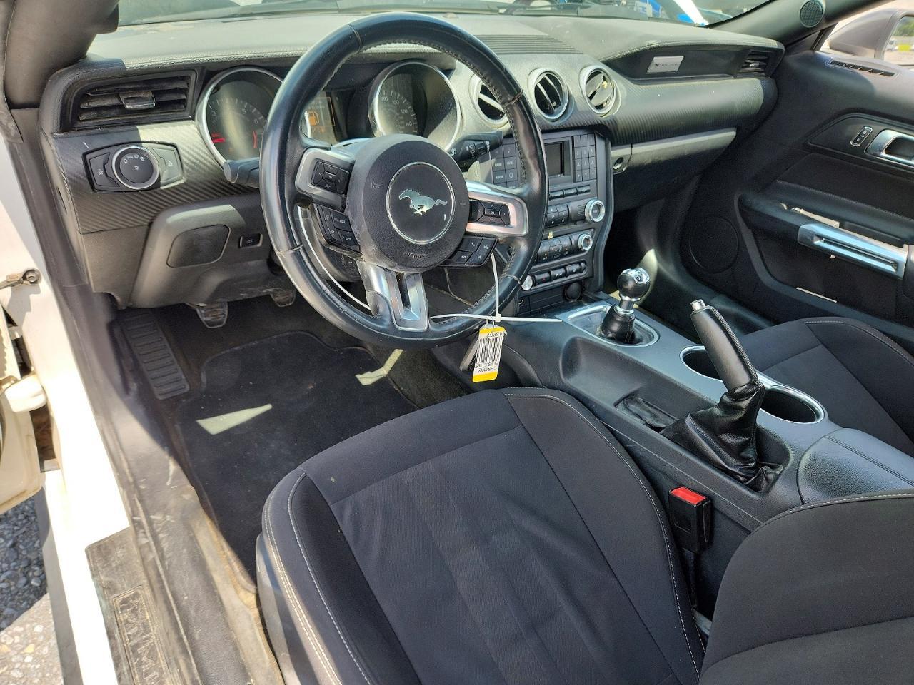 2018 Ford Mustang - zdjęcie 8