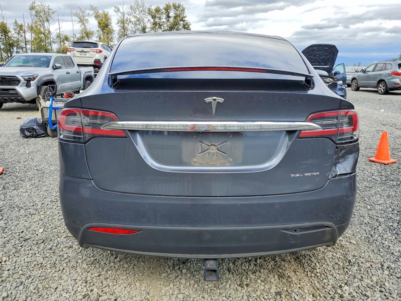2019 Tesla Model X - zdjęcie 6