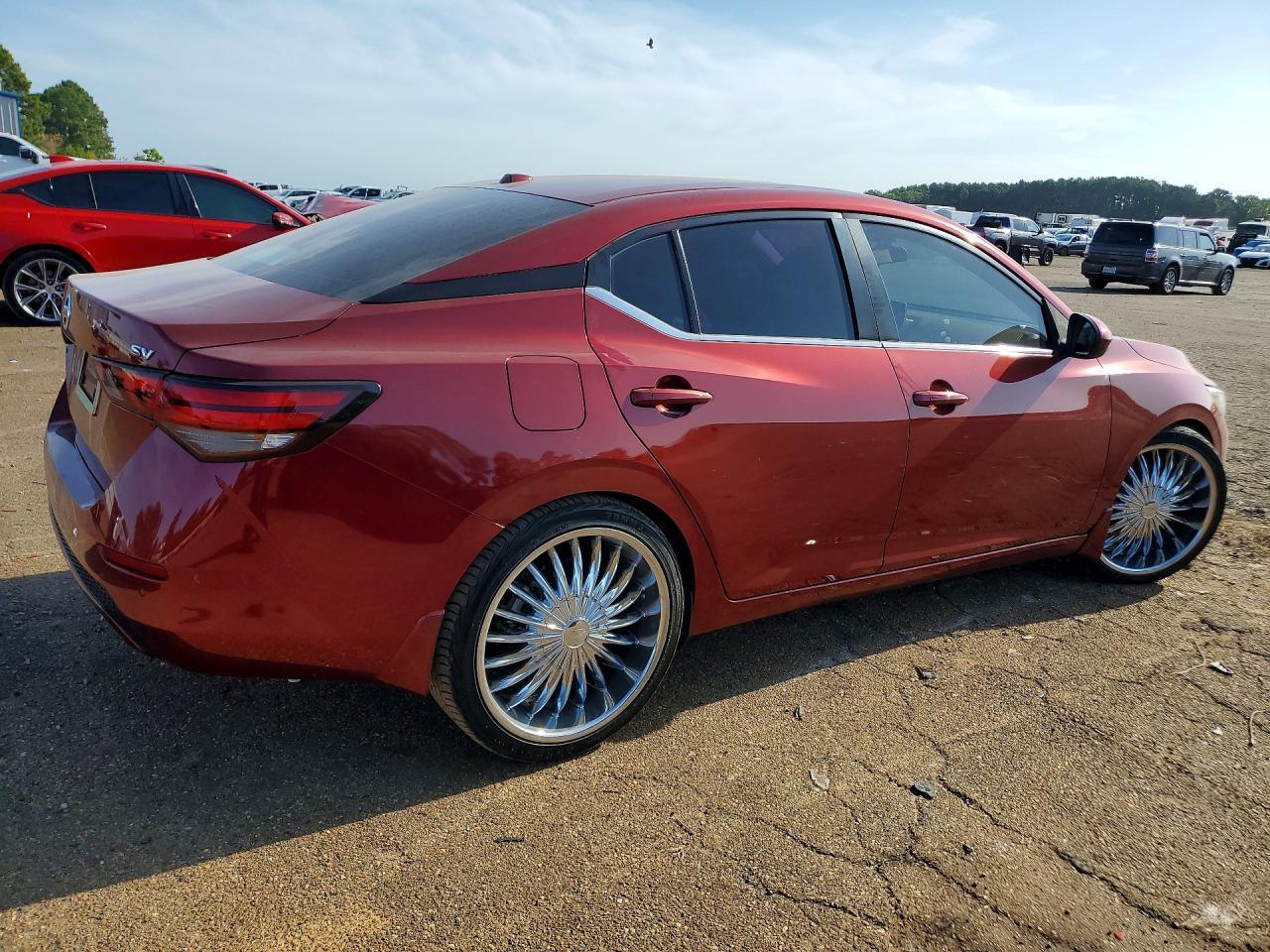 2021 Nissan Sentra Sv - zdjęcie 3