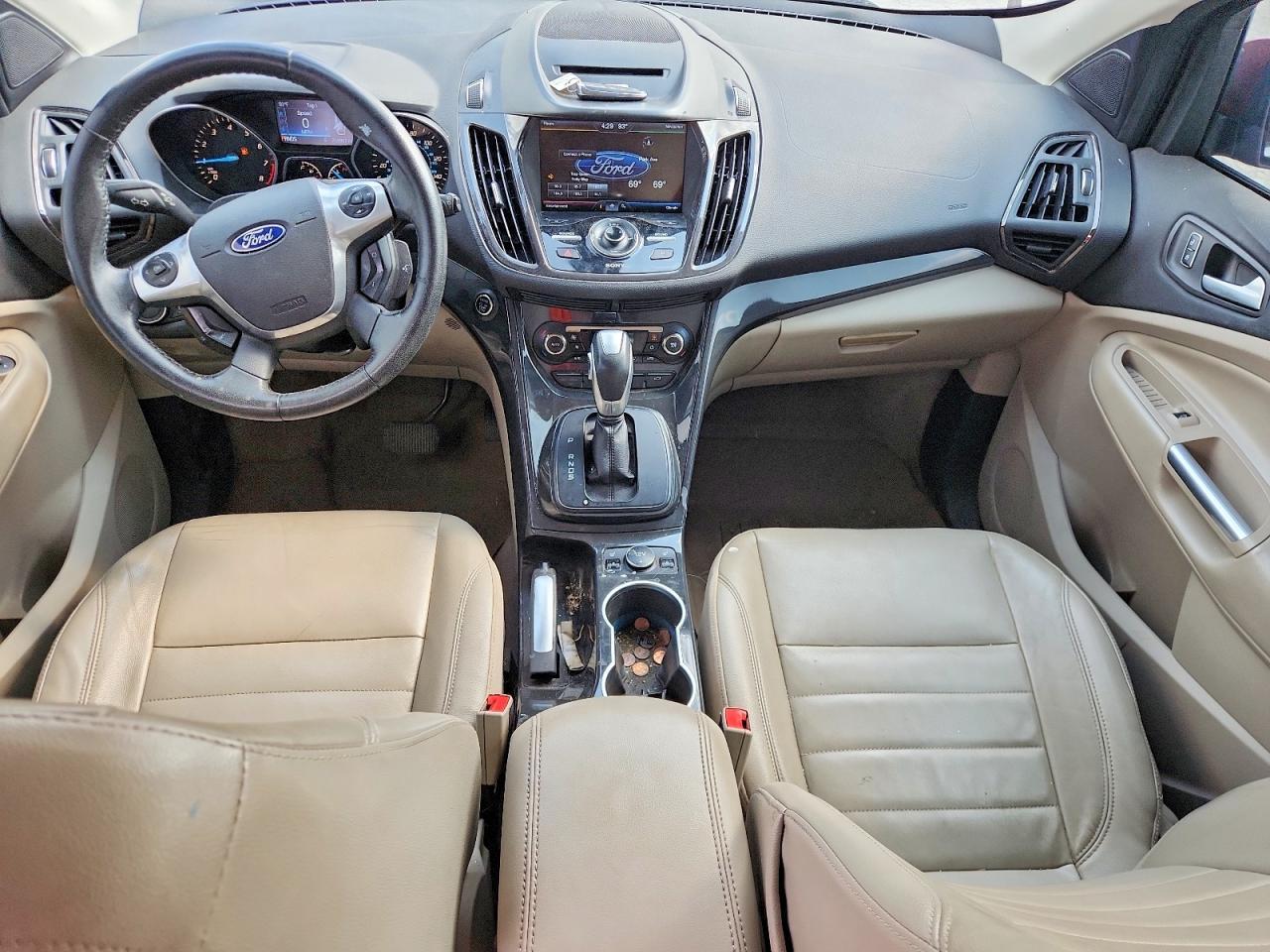2014 Ford Escape Titanium - zdjęcie 8
