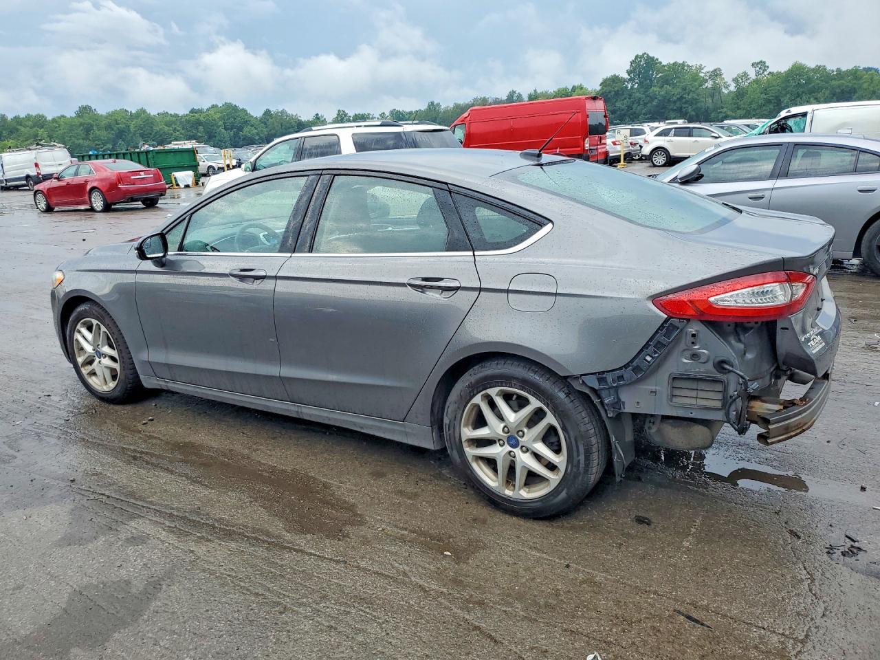 2014 Ford Fusion Se - zdjęcie 2