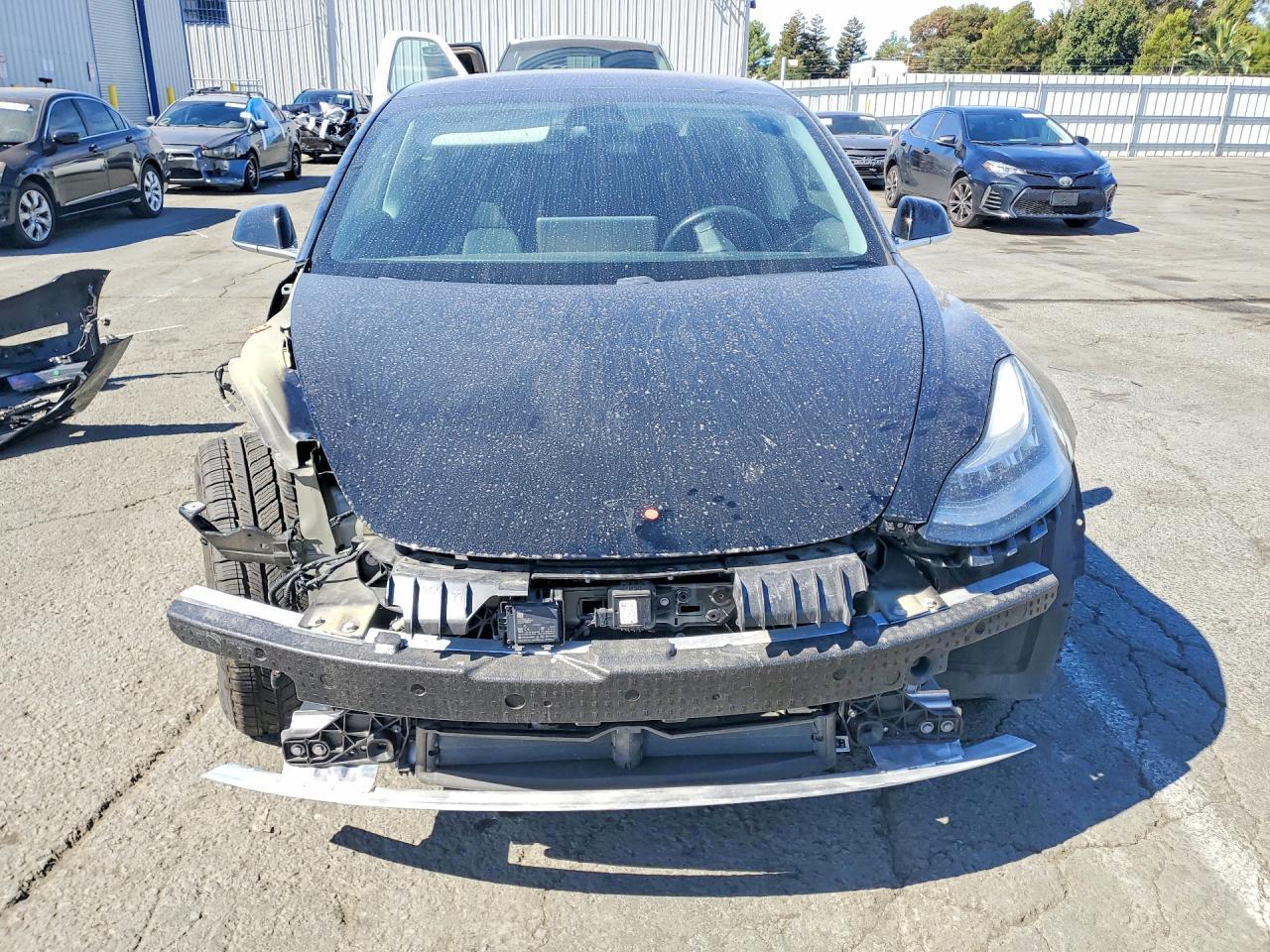 2018 Tesla Model 3 - zdjęcie 5