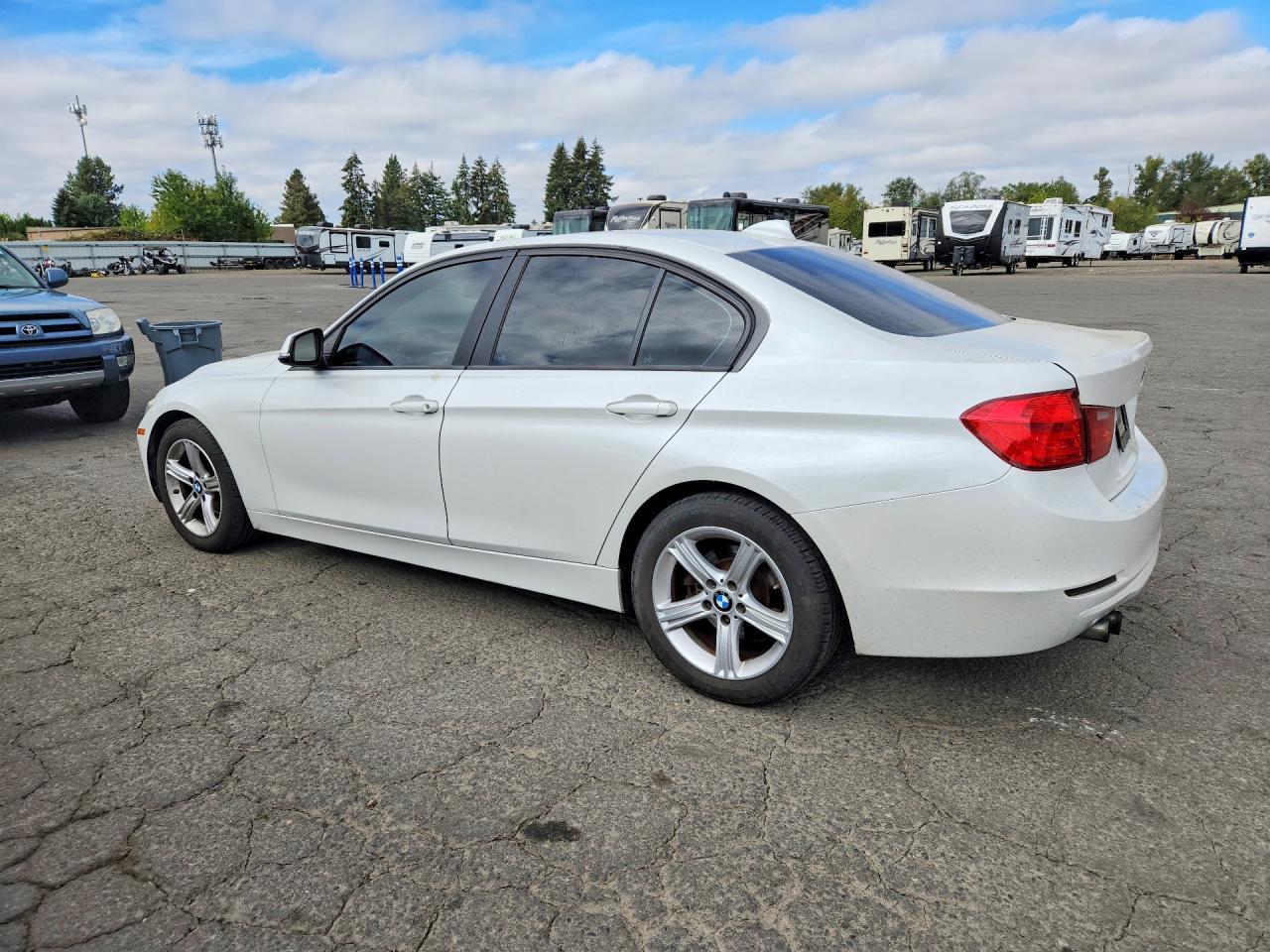 2013 BMW 328 I Sulev - zdjęcie 2