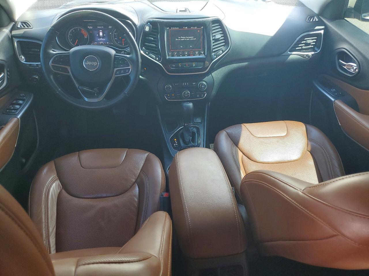 2019 Jeep Cherokee Overland - zdjęcie 8