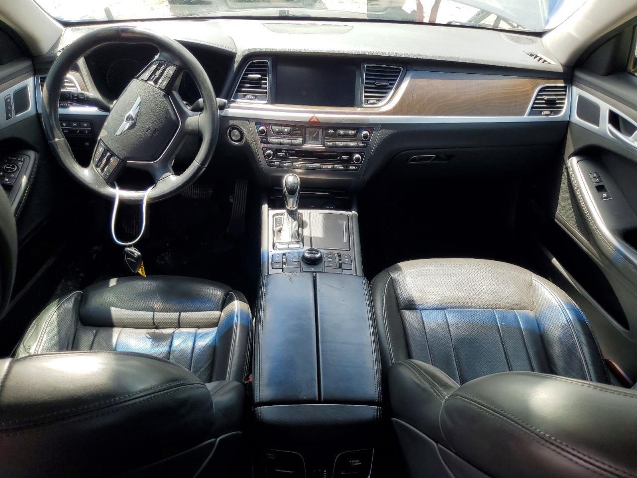 2016 Hyundai Genesis 3.8L - zdjęcie 8