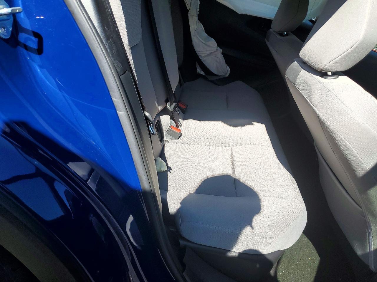 2024 Toyota Prius Le - zdjęcie 10
