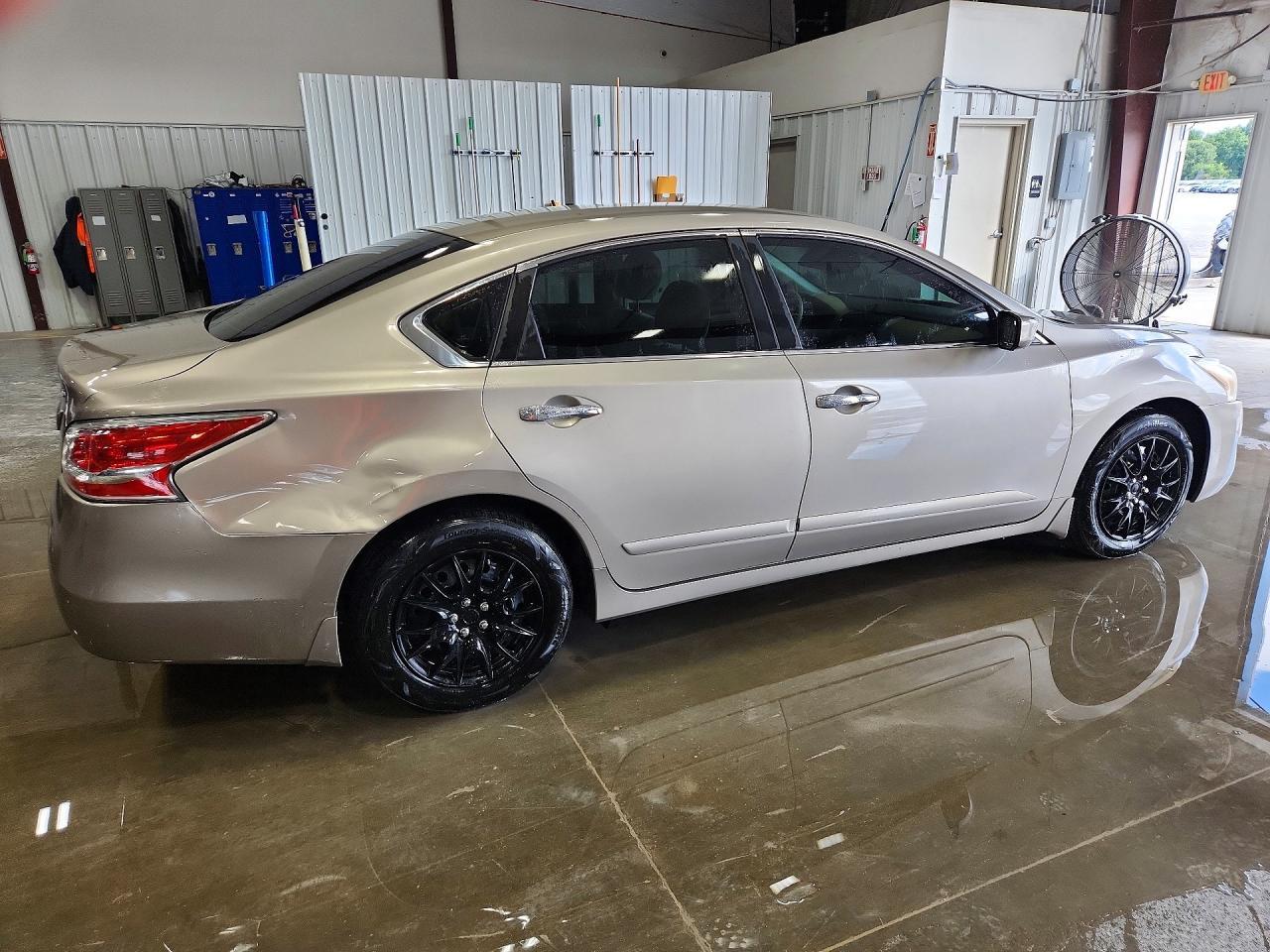 2014 Nissan Altima 2.5 S - zdjęcie 3