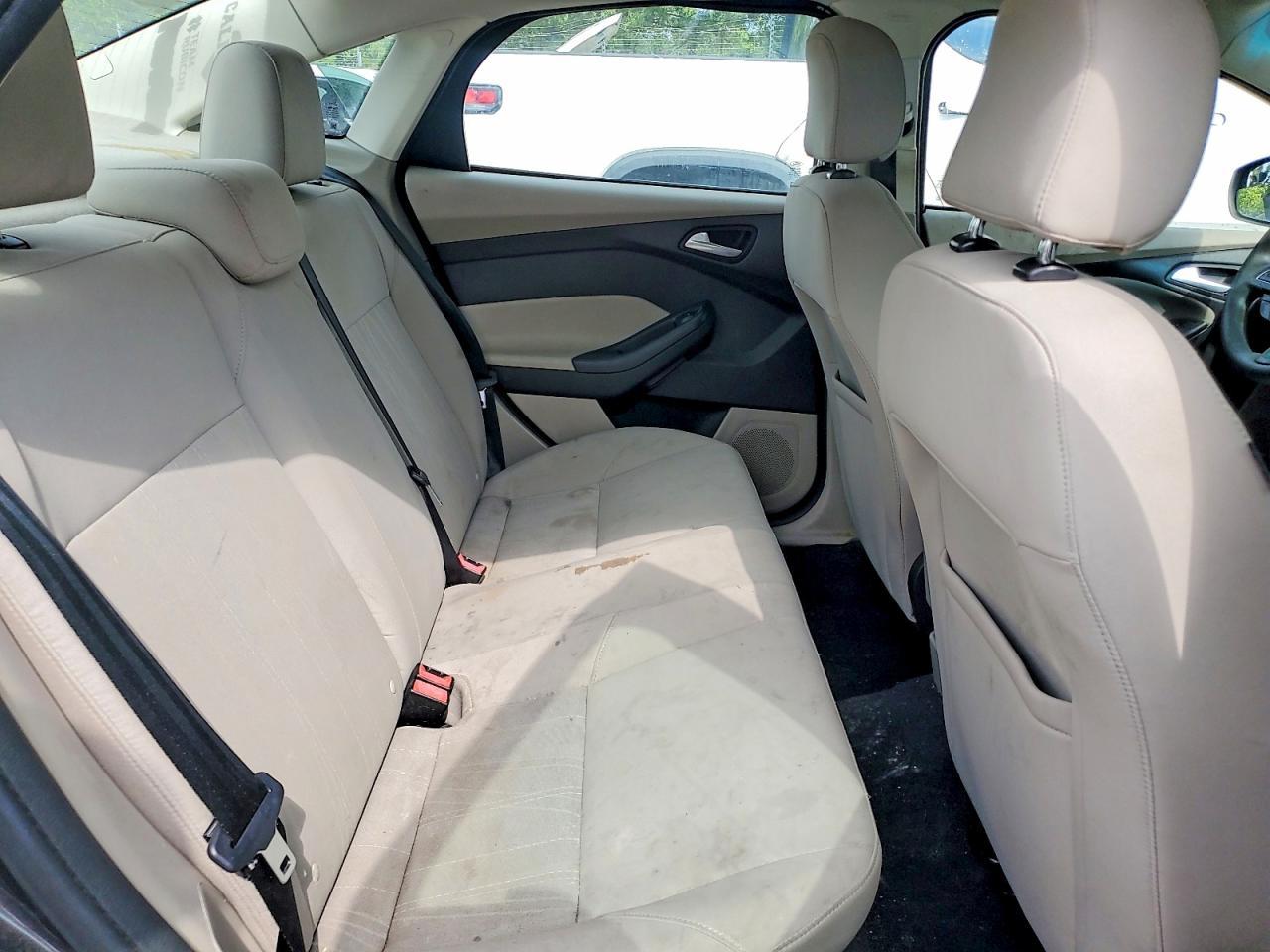 2015 Ford Focus Se - zdjęcie 10