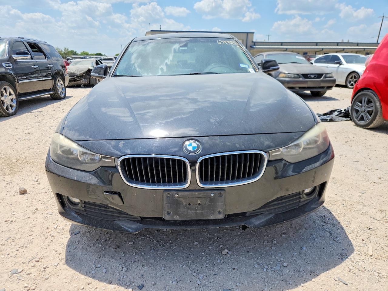 2014 BMW 320 I - zdjęcie 5