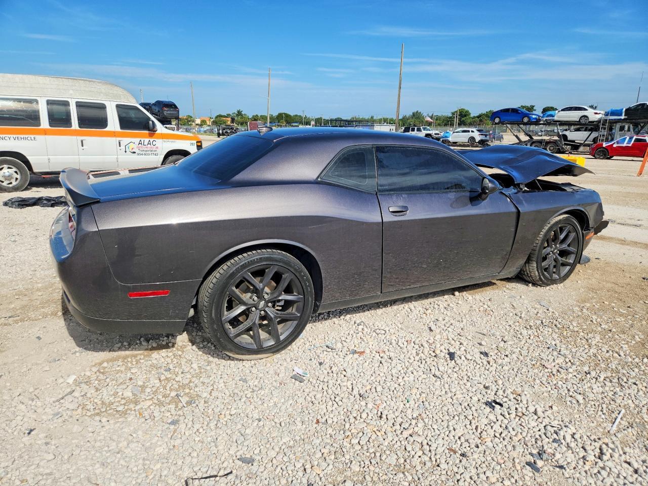 2022 Dodge Challenger Gt - zdjęcie 3