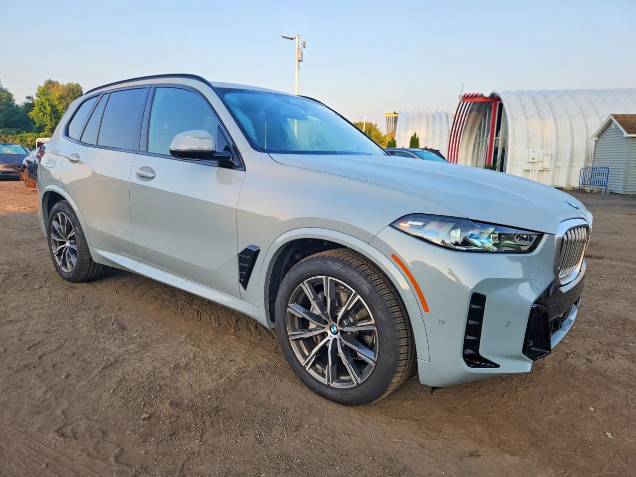 2026 BMW X5 xDrive40I - zdjęcie 4