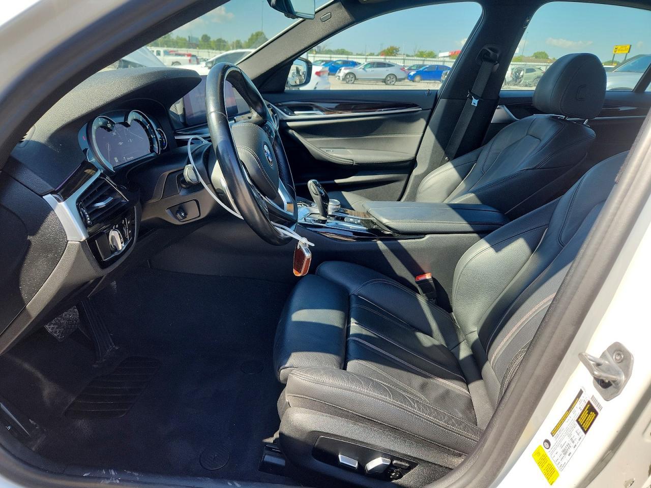 2019 BMW 530 I - zdjęcie 7