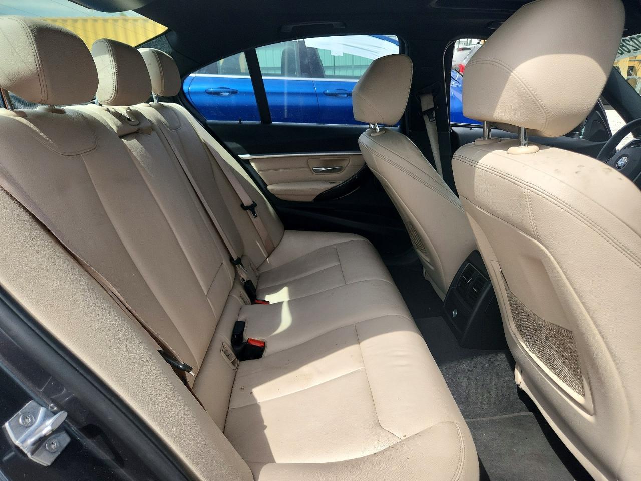 2018 BMW 330 I - zdjęcie 10