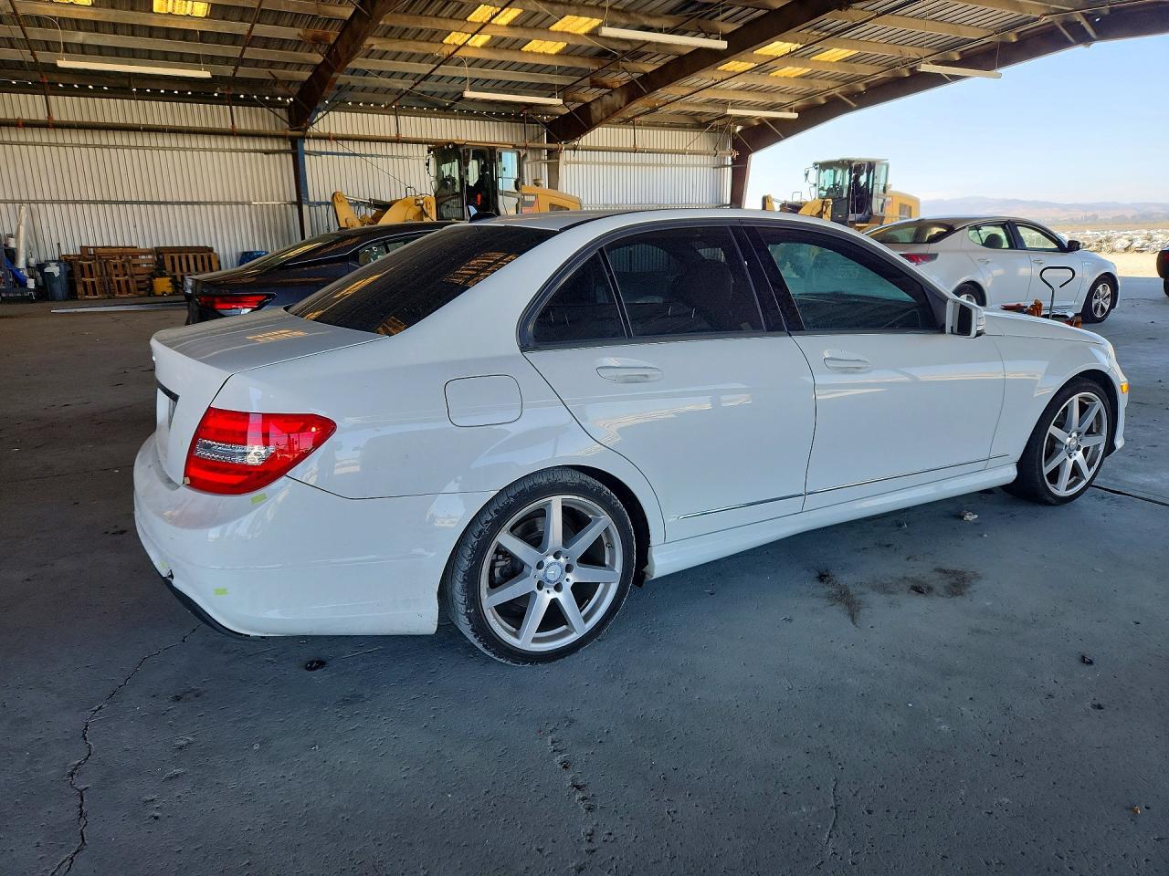 2014 Mercedes-Benz C 250 - zdjęcie 3