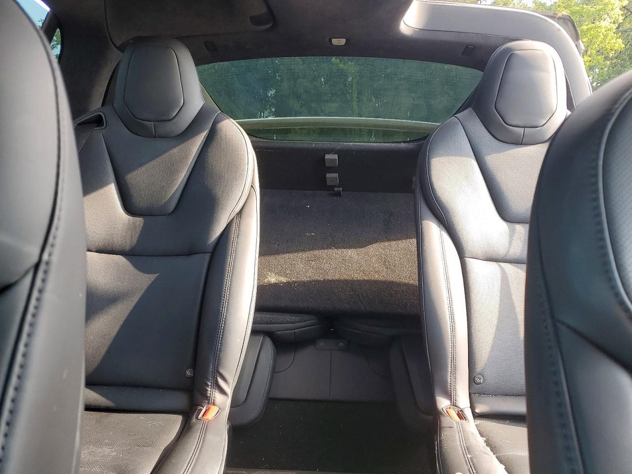 2023 Tesla Model X - zdjęcie 10
