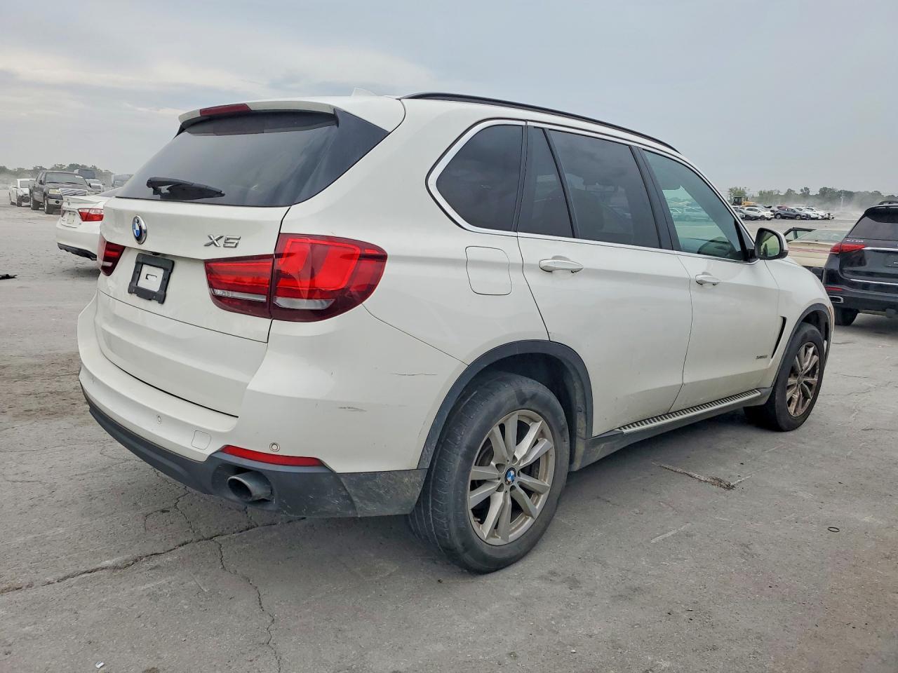 2015 BMW X5 xDrive35I - zdjęcie 3
