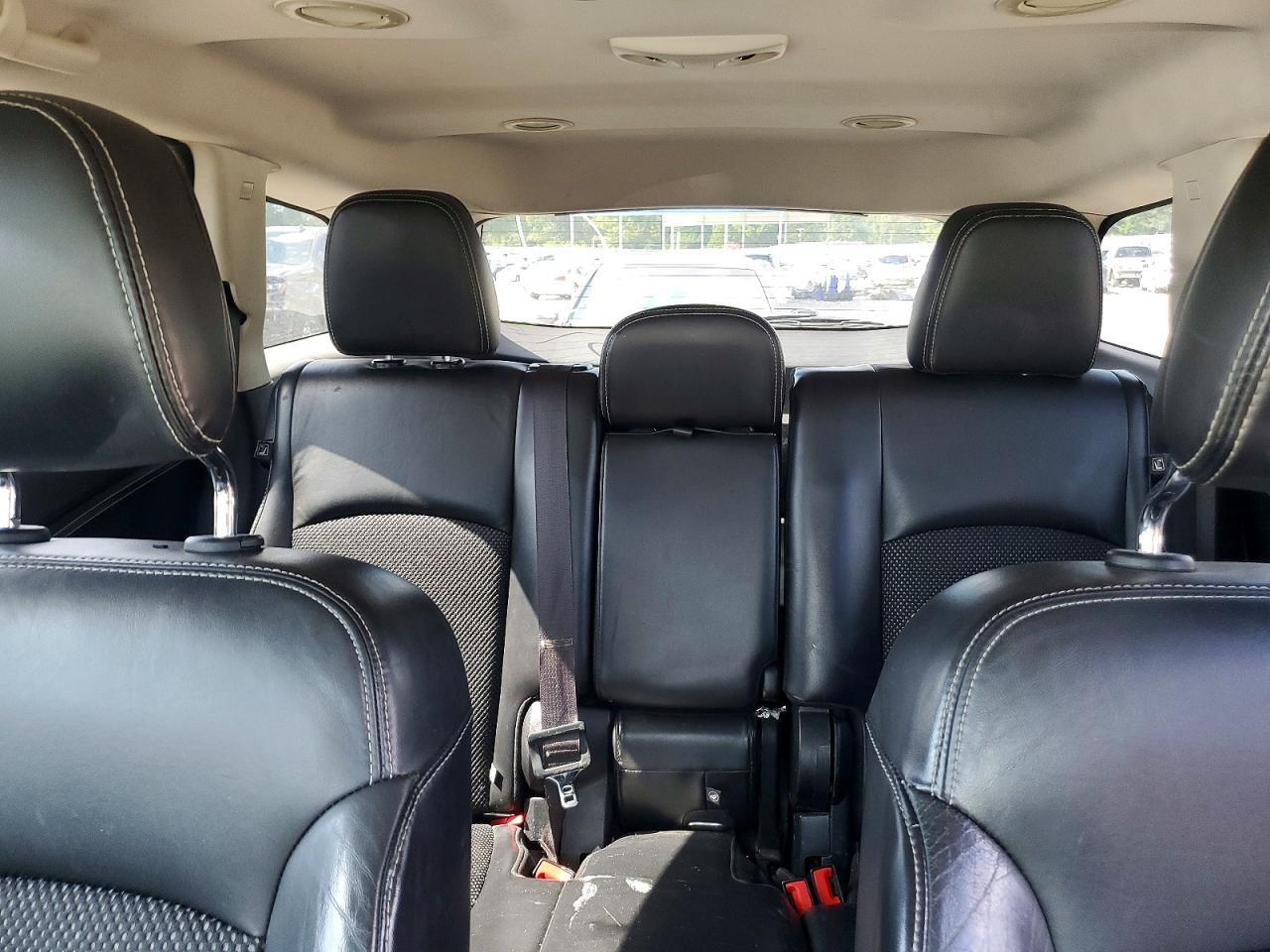 2018 Dodge Journey Crossroad - zdjęcie 10