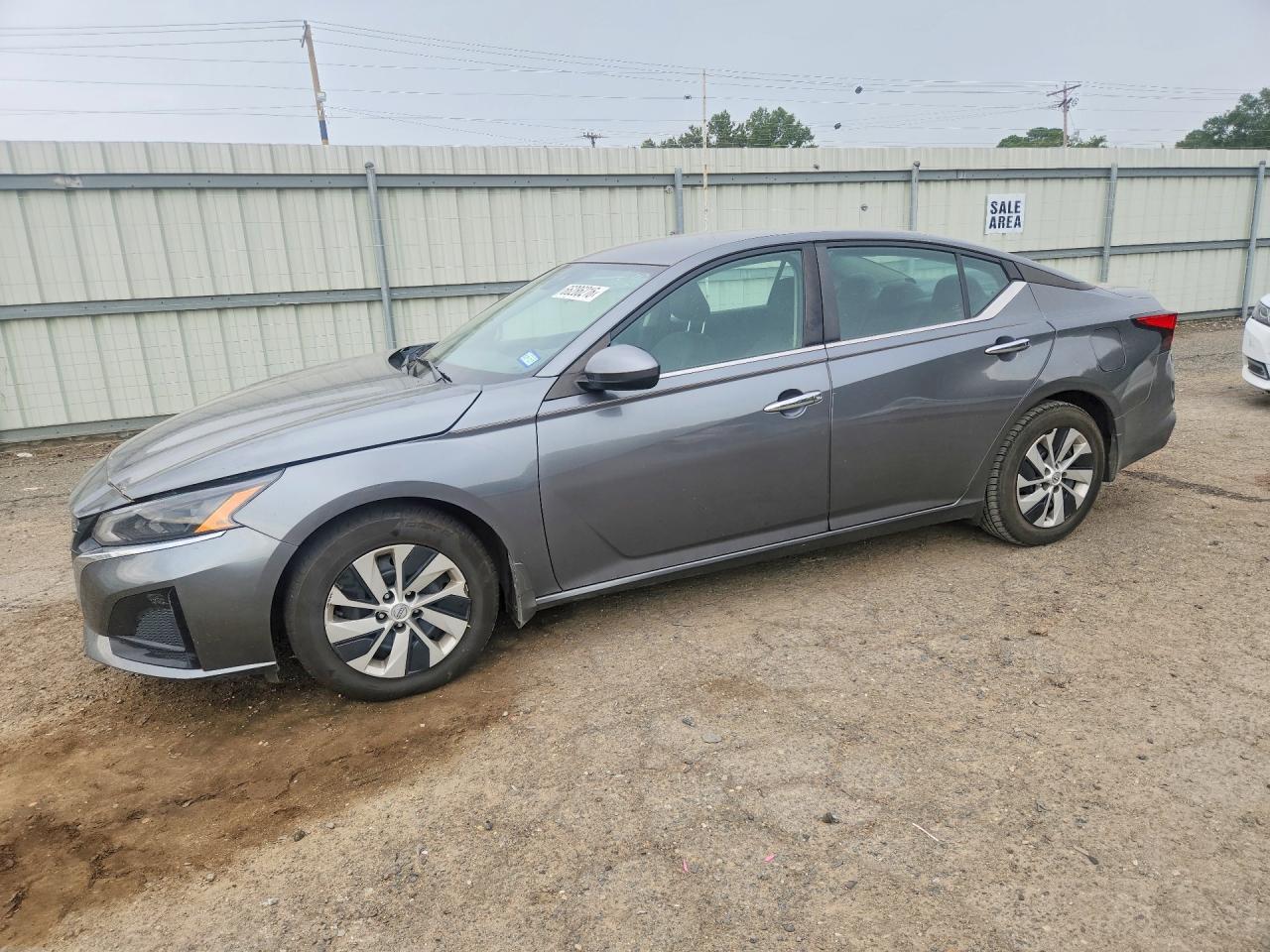 2023 Nissan Altima S - zdjęcie główne