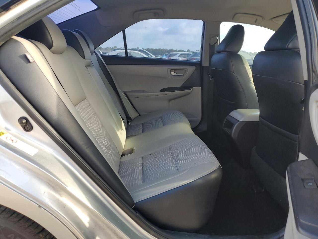 2015 Toyota Camry Se - zdjęcie 11