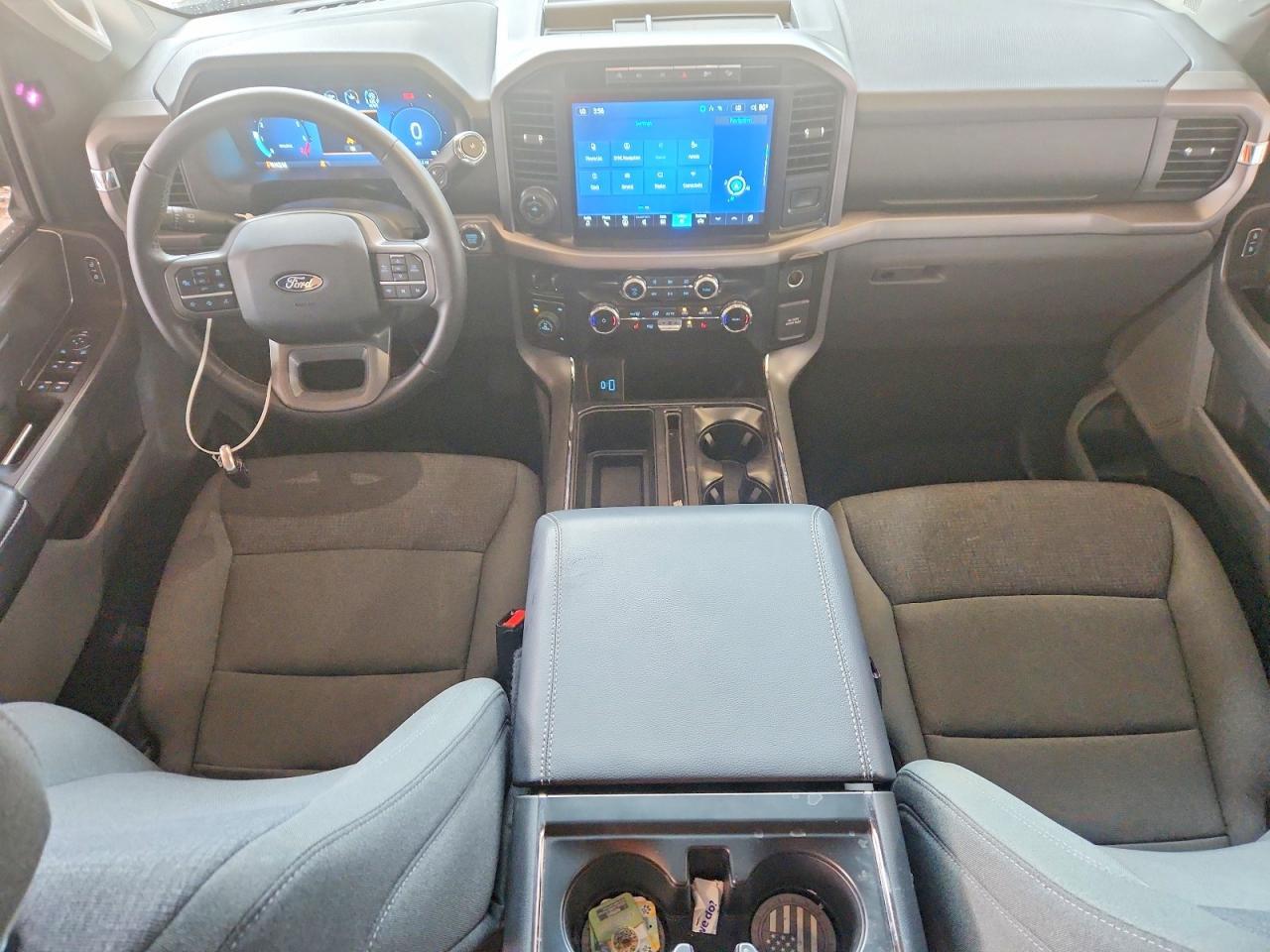 2024 Ford F150 Xlt - zdjęcie 8