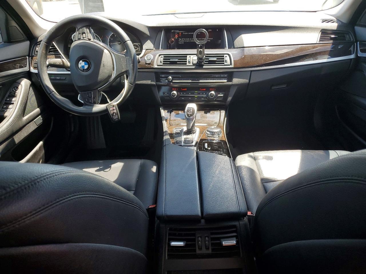 2016 BMW 528 I - zdjęcie 8