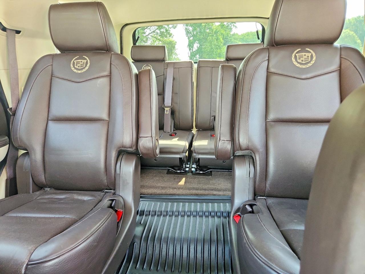 2013 Cadillac Escalade Platinum - zdjęcie 10
