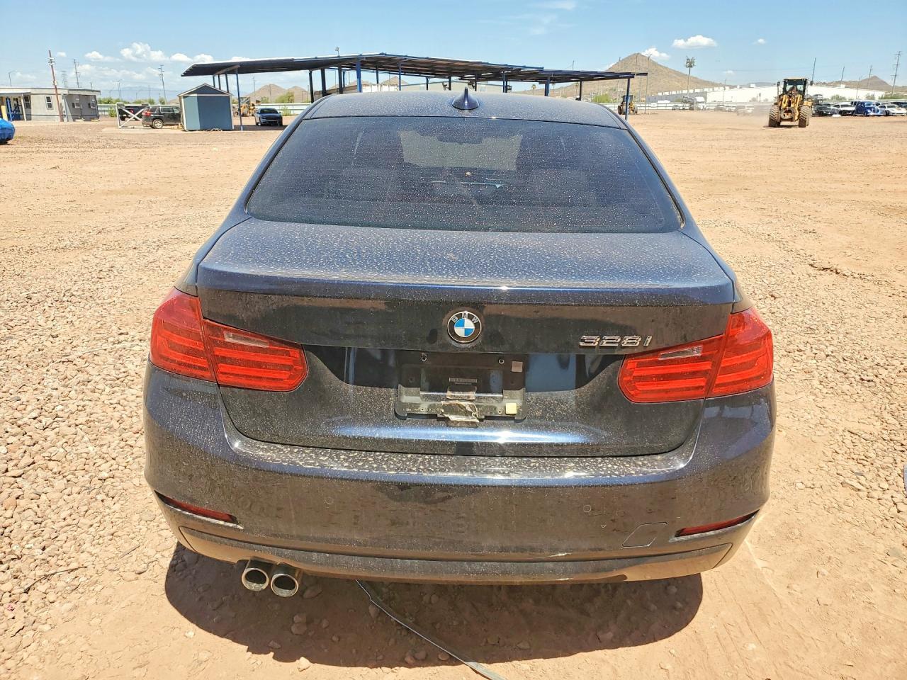 2013 BMW 328 I - zdjęcie 6
