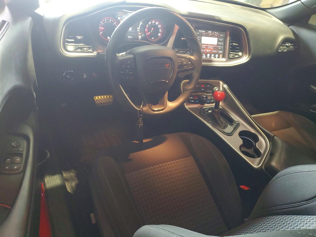 2016 Dodge Challenger Sxt - zdjęcie 8