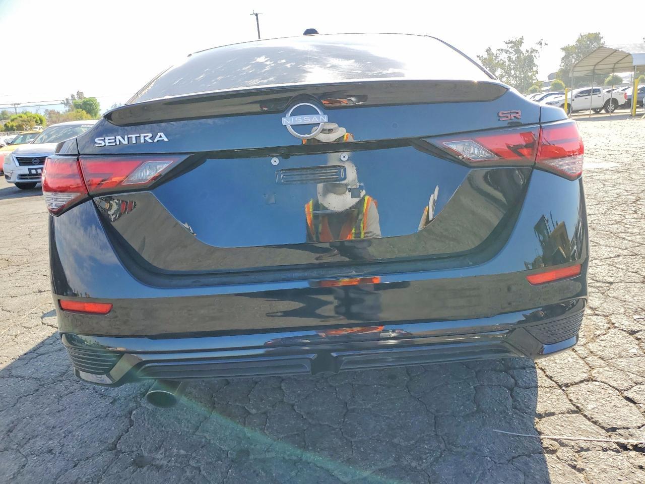 2025 Nissan Sentra Sr - zdjęcie 6