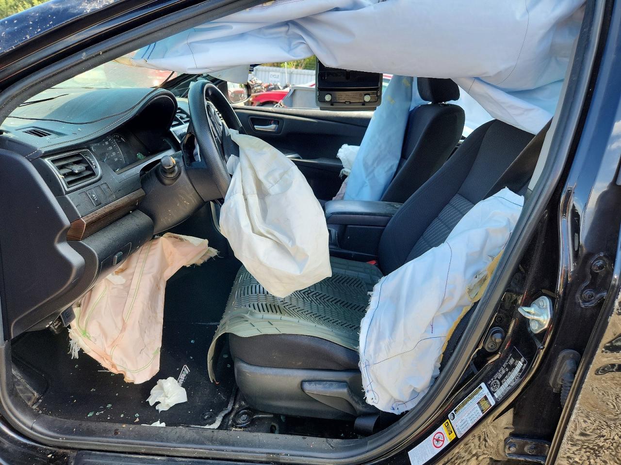 2015 Toyota Camry Le - zdjęcie 7