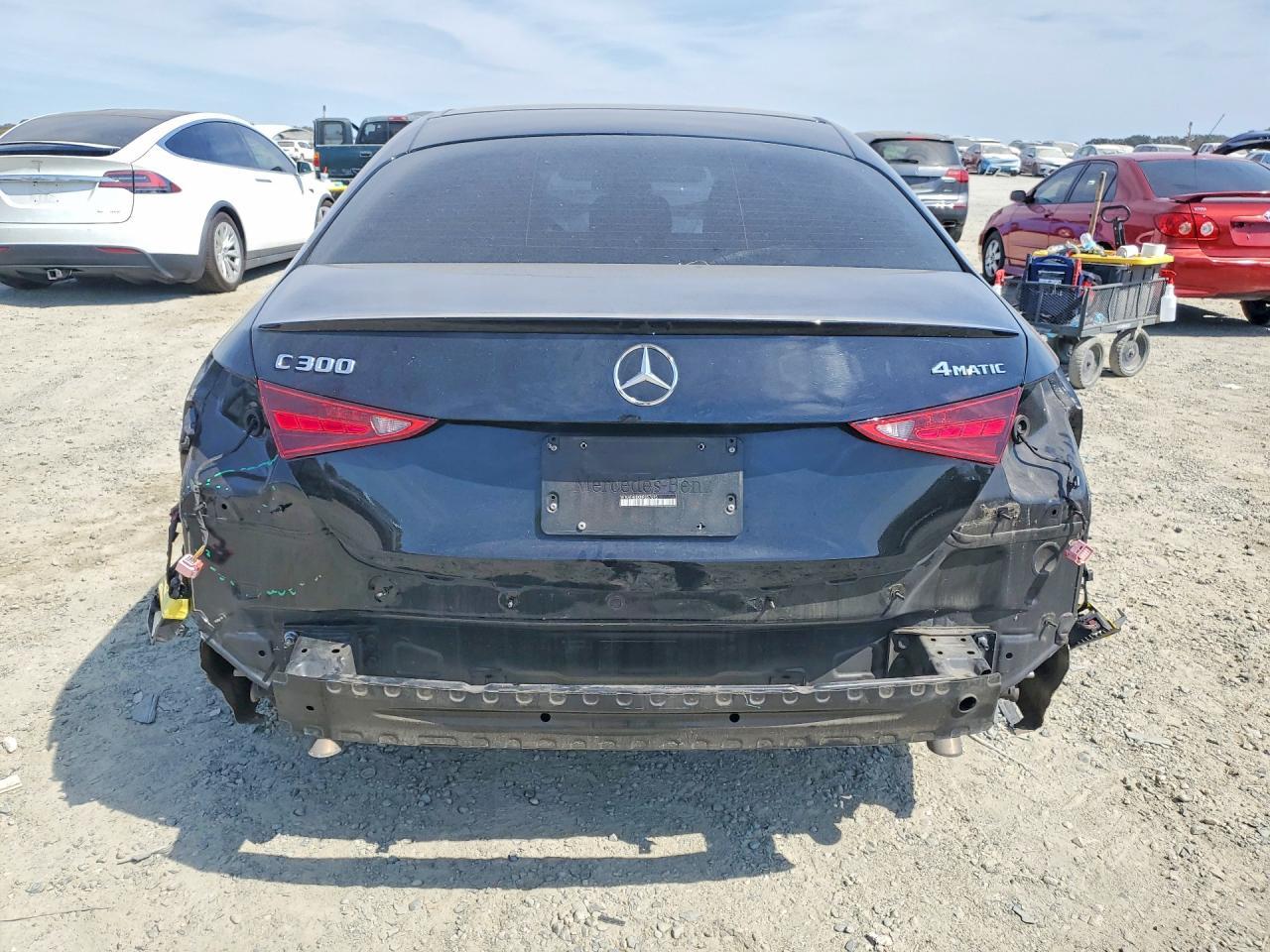 2022 Mercedes-Benz C 300 4Matic - zdjęcie 6