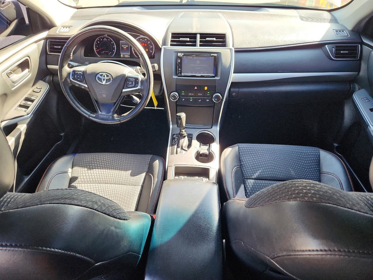 2015 Toyota Camry Se - zdjęcie 8