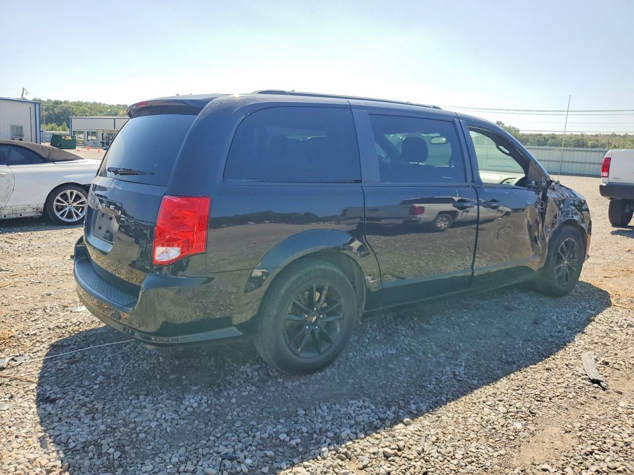 2020 Dodge Grand Caravan Le - zdjęcie 3