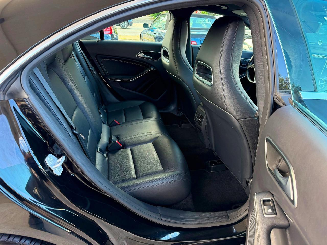 2014 Mercedes-Benz Cla 250 - zdjęcie 6